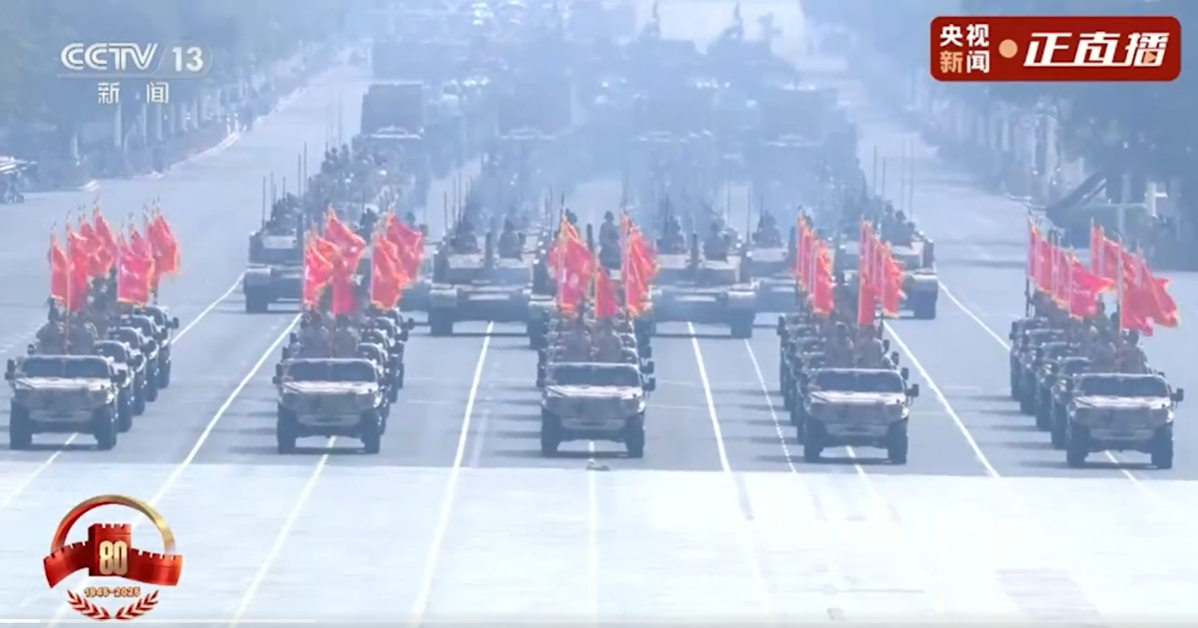 These 115 Dongfeng Mengshi military vehicles on the parade ground are from Hubei!